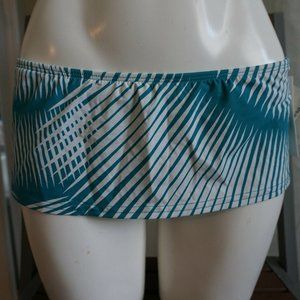 Kenneth Cole Peacock Teal and White Skirted Swimsuit Pant size Med is NWT